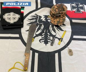 Scoperta rete neonazista che faceva aggressioni e incitava all'odio razziale: perquisizioni a Firenze