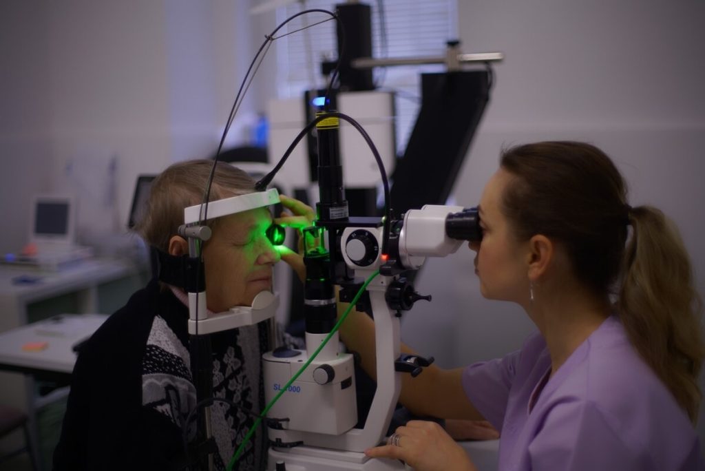 Controlli oculistici gratuiti per prevenire il glaucoma