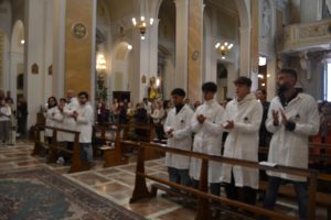 Otto nuovi giovani entrano nella grande famiglia dell’Arciconfraternita della misericordia di San Casciano in Val di Pesa