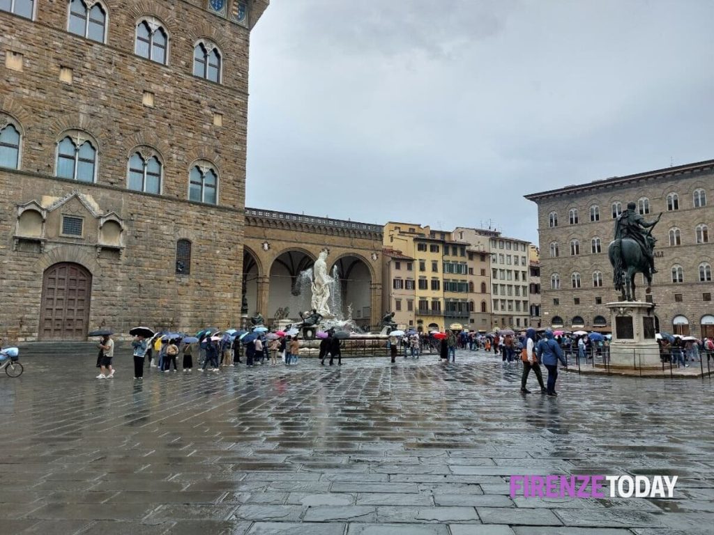 Ok allo "stop mangificio", si allarga l'area sotto tutela Unesco: per la prima volta anche strade fuori dal centro