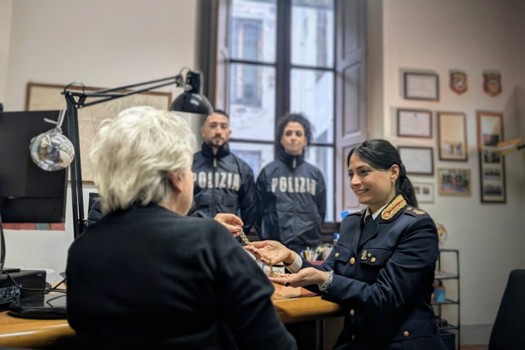 Rapina violenta ad anziana in Via dello Statuto: fermati presunti autori