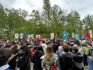 Bufera sui viaggi delle memoria, protesta dei Comuni: “Il governo taglia”