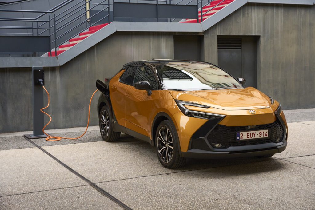 La Tecnologia Plug-in: un passo importante per la riduzione delle emissioni di CO₂ in Europa