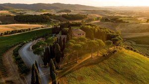 Boom degli agriturismi: Toscana capofila. "Soluzione contro l'overtourism"
