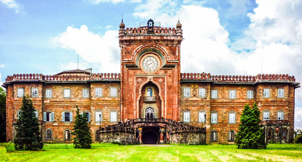 Non c'è pace per il gioiello di Sammezzano, il castello torna all'asta