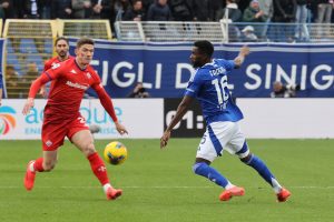 La Fiorentina non si ferma più: 2-0 al Como e primo posto in classifica