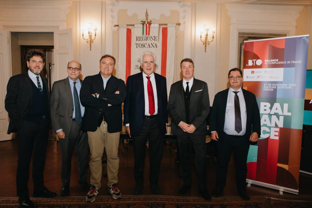 Viaggi e turismo: gli influencer potrebbero lasciare il passo ma non per l'AI