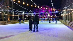 Natale 2024: le le piste da pattinaggio su ghiaccio da provare a Firenze e provincia