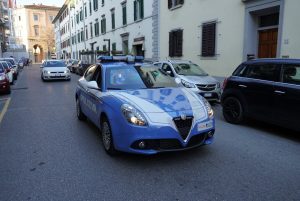 Sorpreso con 40 dosi di cocaina, arrestato 26enne