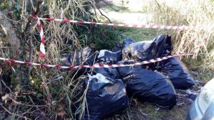 80 km per andare a smaltire illegalmente 52mila chili di rifiuti speciali: due denunciati