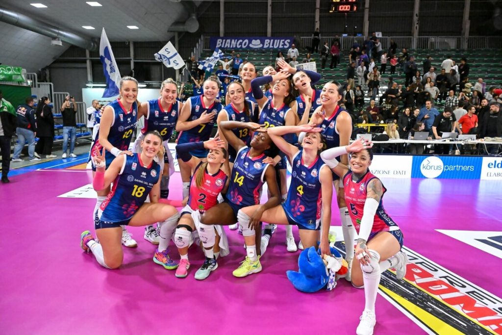 Volley A1 femminile, la Savino Del Bene Scandicci ingrana la quarta e passa sul difficile campo di Vallefoglia
