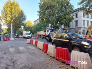 Tramvia, attivati i nuovi semafori intorno a piazza della Libertà / FOTO
