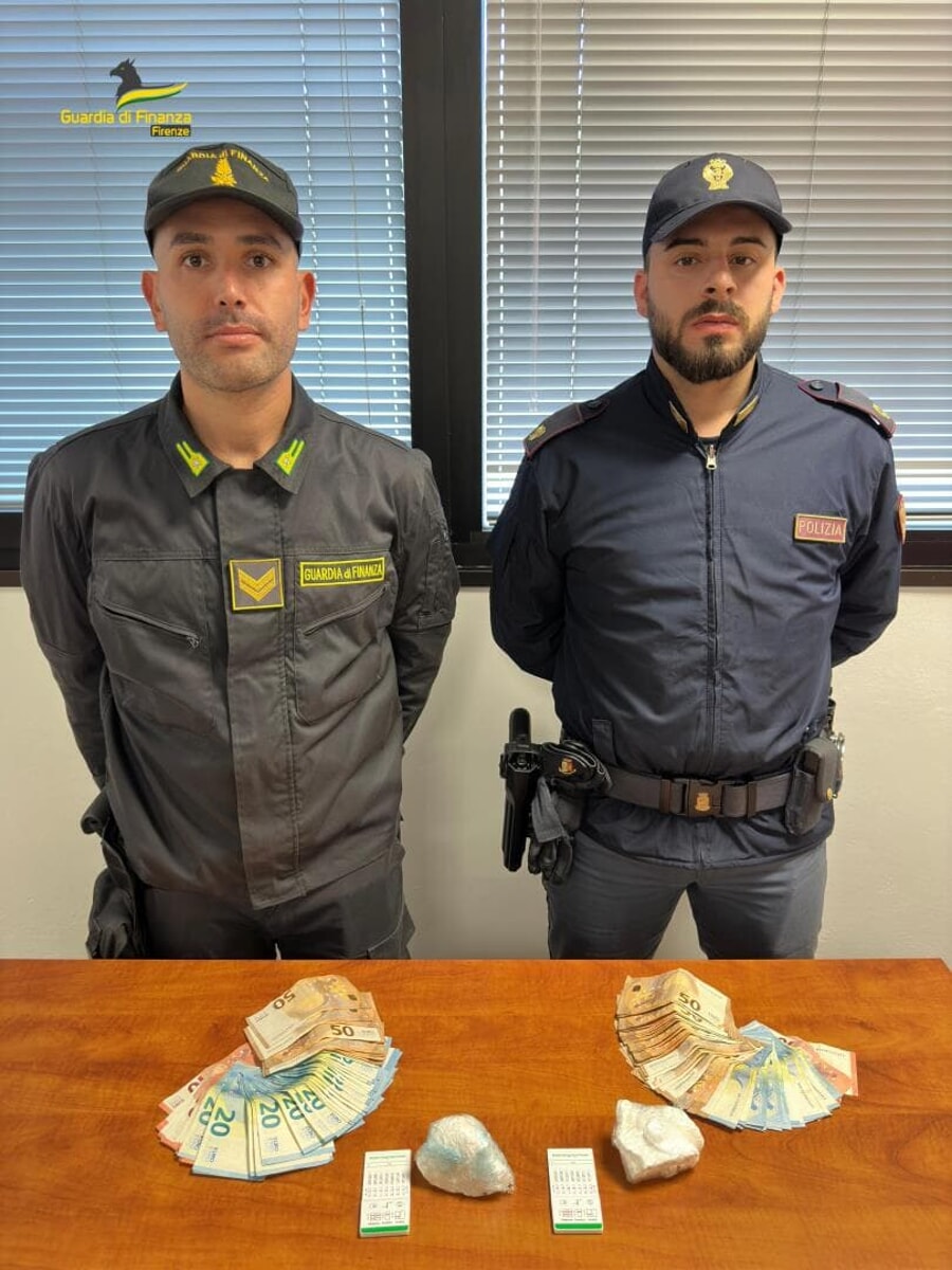 Rifredi, trovato con 2 etti di cocaina purissima e 3mila euro in contanti: arrestato 20enne