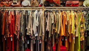 Milano Simple Sale: capi vintage e grandi firme a prezzi scontati