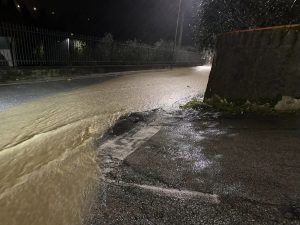 Strade chiuse e allagamenti, un anno dopo torna la paura / FOTO