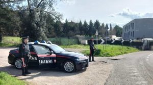 Nuovo assalto a una ditta del lusso: auto come ariete per arrivare al caveau