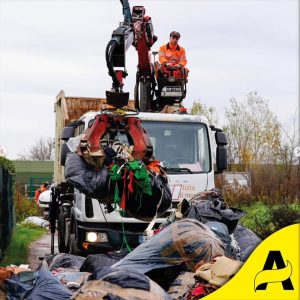 Rifiuti abbandonati, Alia lancia la lotta ai 'furbetti' e chiede aiuto ai cittadini: "Segnalate"