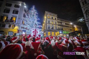 Accensione dell'albero di Natale in Piazza Duomo