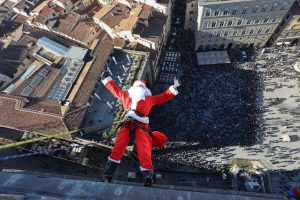Calata di Babbo Natale in Piazza della Signoria