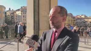 Riapre il Corridoio Vasariano, Verde: "Ed entro il 2025, toglierò la gru" / VIDEO