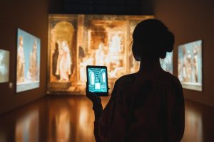 La rivoluzione del decennio: come la tecnologia ha cambiato le abitudini dei toscani