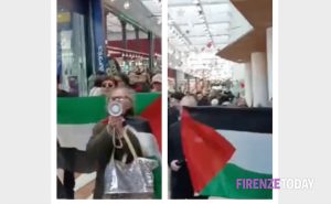 Blitz dentro la Coop: "Basta prodotti israeliani, soci e clienti non vogliono essere complici del genocidio" / FOTO - VIDEO