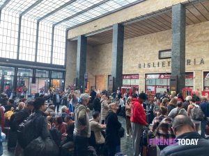 Sciopero dei treni, raffica di cancellazioni: la lista dei treni garantiti