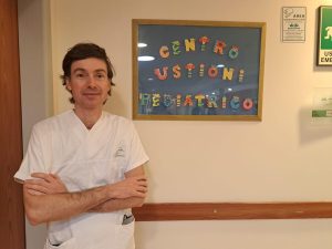 Impacchi caldi sui bambini, l'allarme del Meyer: "Molti ustionati, su alcuni bimbi necessari interventi di chirurgia plastica"