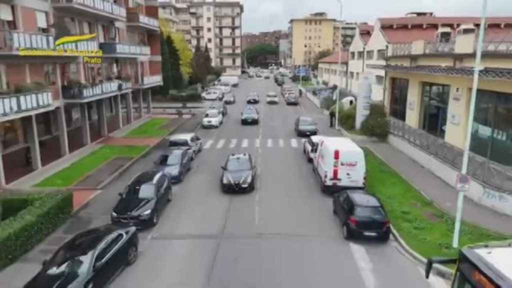 Controlli, operazione “Fast Food”: 140 lavoratori irregolari e 15 ristoranti etnici sospesi / VIDEO