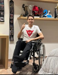 Brutto incidente per giovane pilota fiorentino