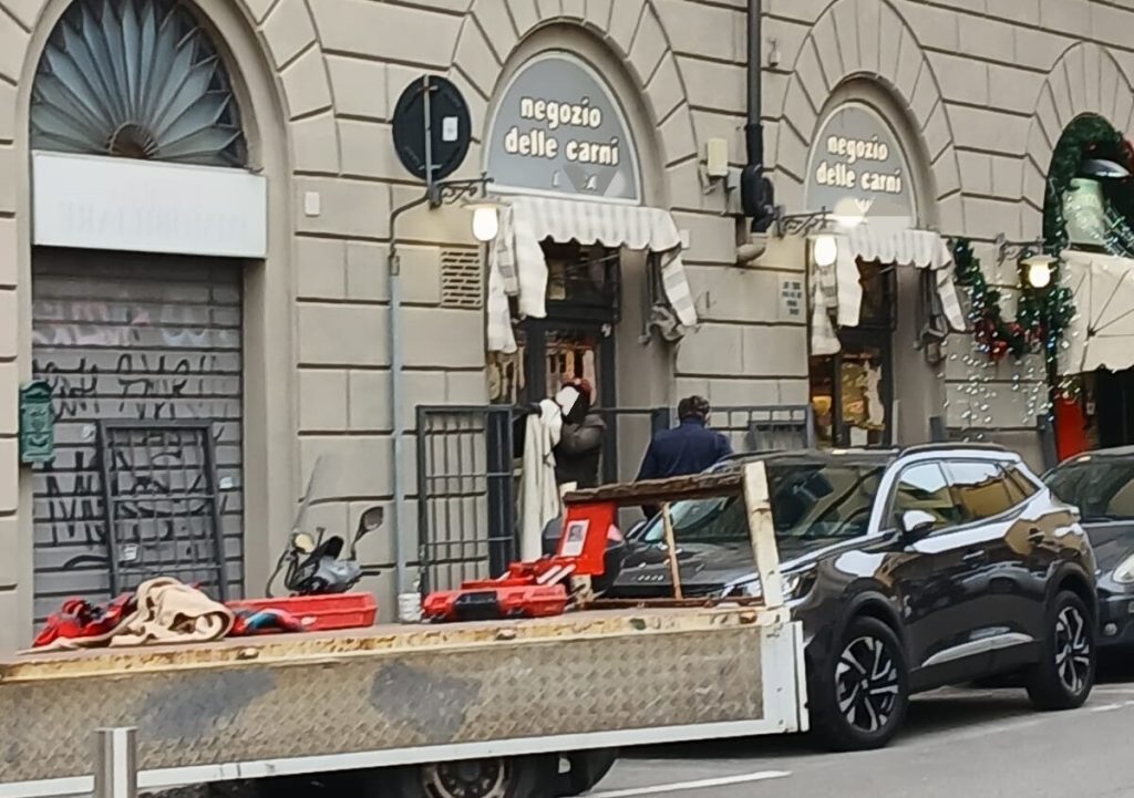 San Jacopino, contro le spaccate arrivano le inferriate / FOTO