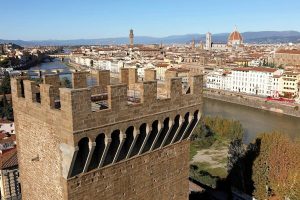 Casa, nel 2025 a Firenze costerà di più sia comprare che affittare