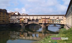 Rapinata gioielleria a due passi da Ponte Vecchio, bottino di 300mila euro: fermato 26enne