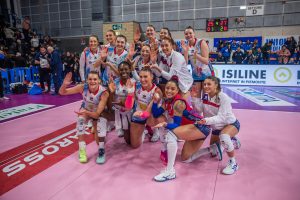 Volley A1 femminile, la Savino Del Bene parte a rilento ma espugna Pinerolo
