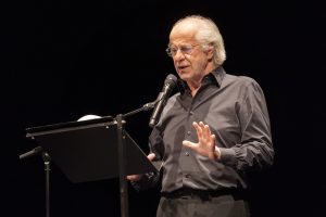 Toni Servillo in "Tre modi per non morire" al Teatro della Pergola