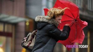 Allerta codice giallo a Firenze per rischio vento forte