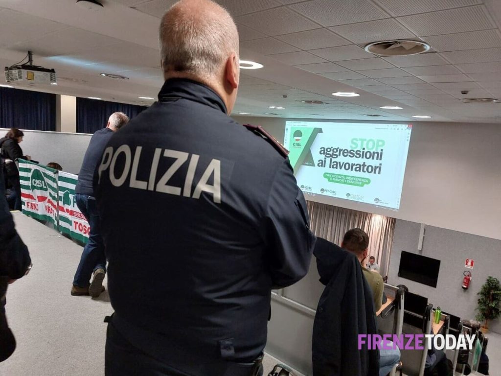 Boom di aggressioni in sanità. "Ha cercato di strangolarmi e bruciarmi viva"