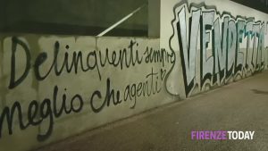 Corteo per Ramy, incendiato un cassonetto e bottiglie contro il tribunale: "Lottiamo per lui" / VIDEO 