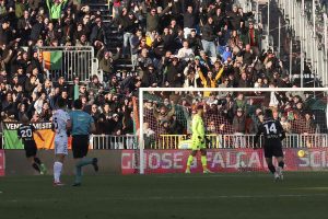 Venezia-Empoli 1-1, le pagelle: Esposito non si ferma più, bene Colombo, disastro Vasquez