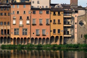 Mercato immobiliare, ricerca sulle città più attrattive: a Firenze sfuma il podio