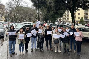 Prato, “no alla riqualificazione di via Carlo Marx”: raccolte 500 firme