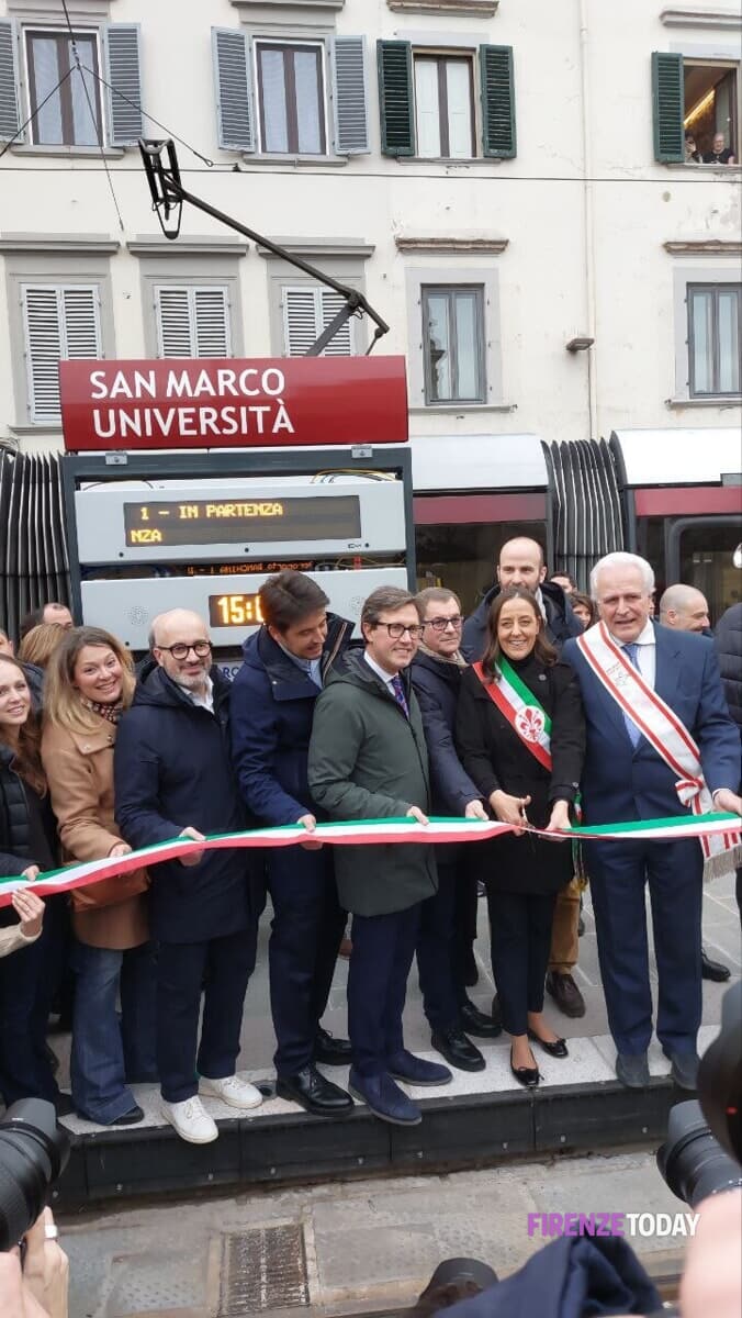 Inaugurata la linea Vacs della tramvia / FOTO