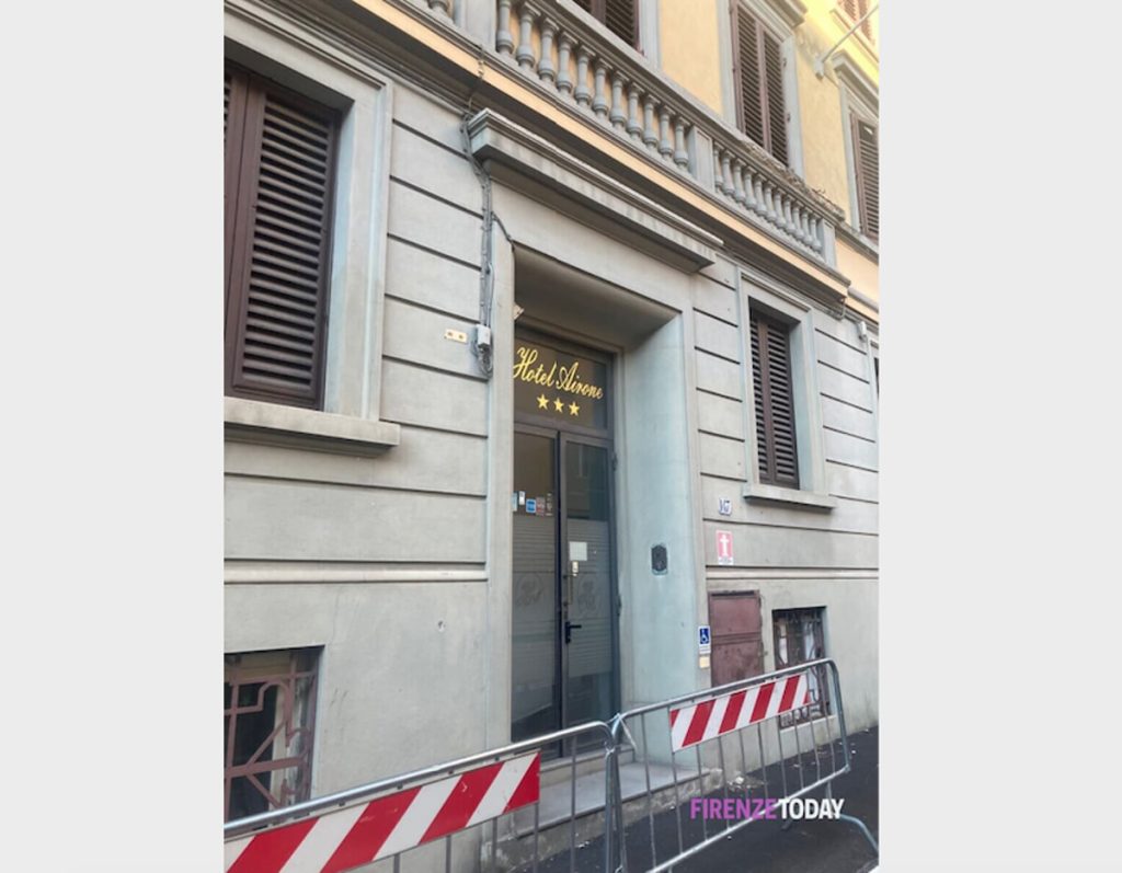 L'ex hotel Astor va all'asta (e l'hotel lì vicino è di nuovo occupato)