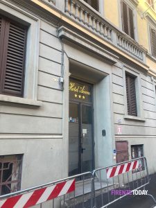 Ex hotel occupato, il presidente del Quartiere: "Proprietà metta in sicurezza lo stabile"