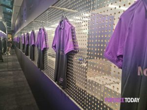 Fiorentina, presentata la quarta maglia stagionale / FOTO