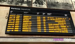 Treni e ritardi, Ferrovie dello Stato ipotizza il sabotaggio: “Circostanze sospette”