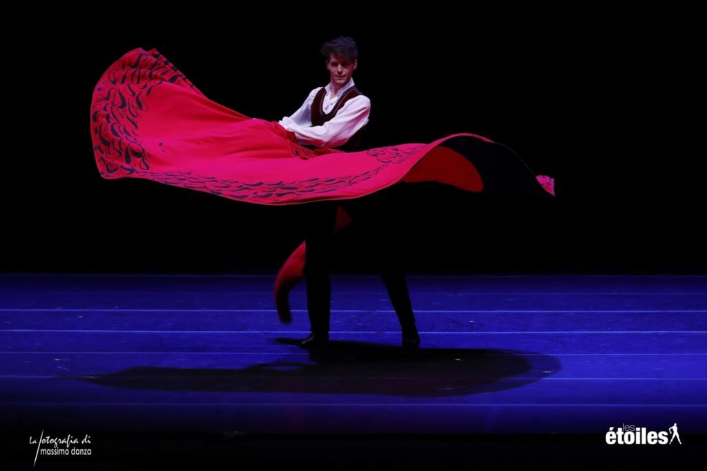 Danzainfiera: migliaia di ballerini in Fortezza, stage e lezioni di pole dance gratuite