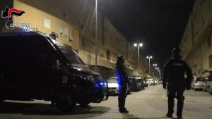 Estorsioni, traffico di droga e gioco d'azzardo: il maxi blitz antimafia di Palermo tocca anche Firenze