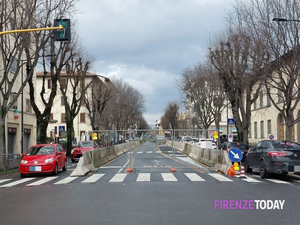Tramvia, allestito il nuovo cantiere in viale Giannotti: forte impatto sulla viabilità / FOTO