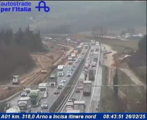 Autostrada A1: coda di 8 km per ripristino pavimentazione 